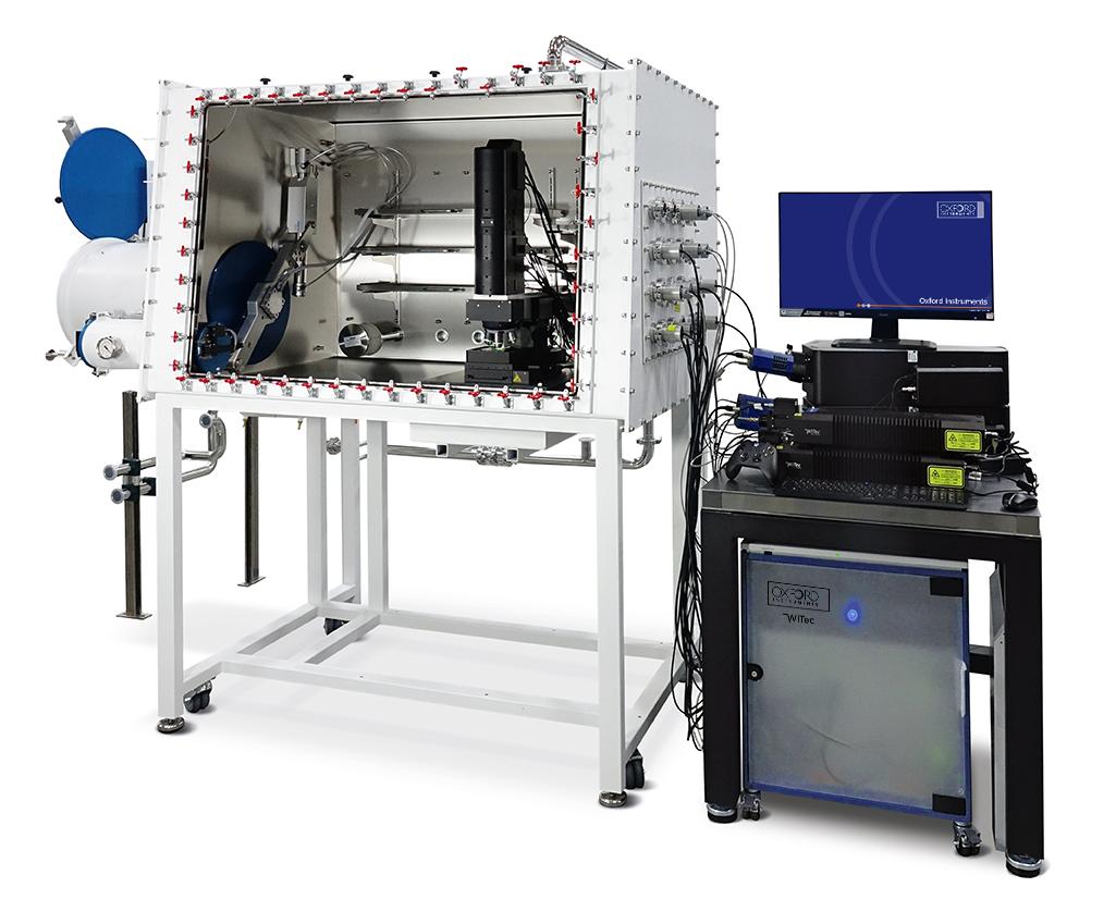 Raman microscope in glove box